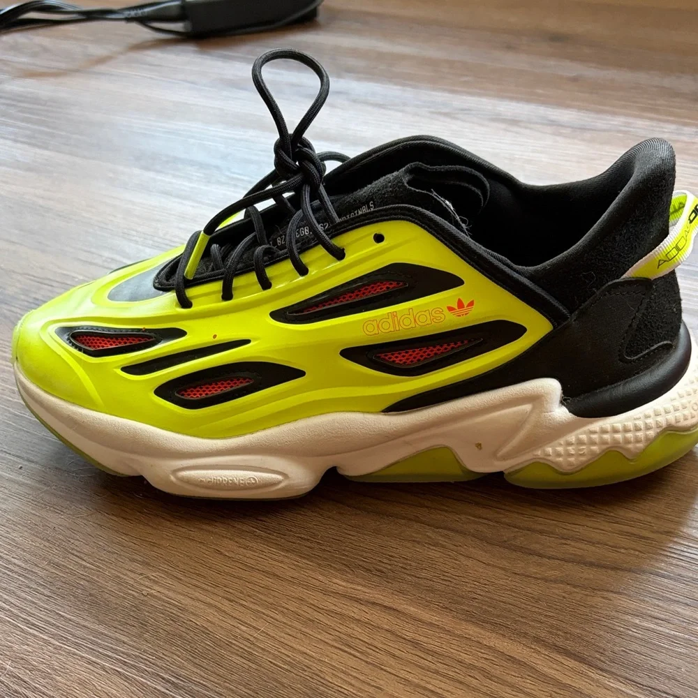 Adidas Originals Ozweego Mens Shoes – Neon Green/Black – Size 8 - Picture 1 of 6